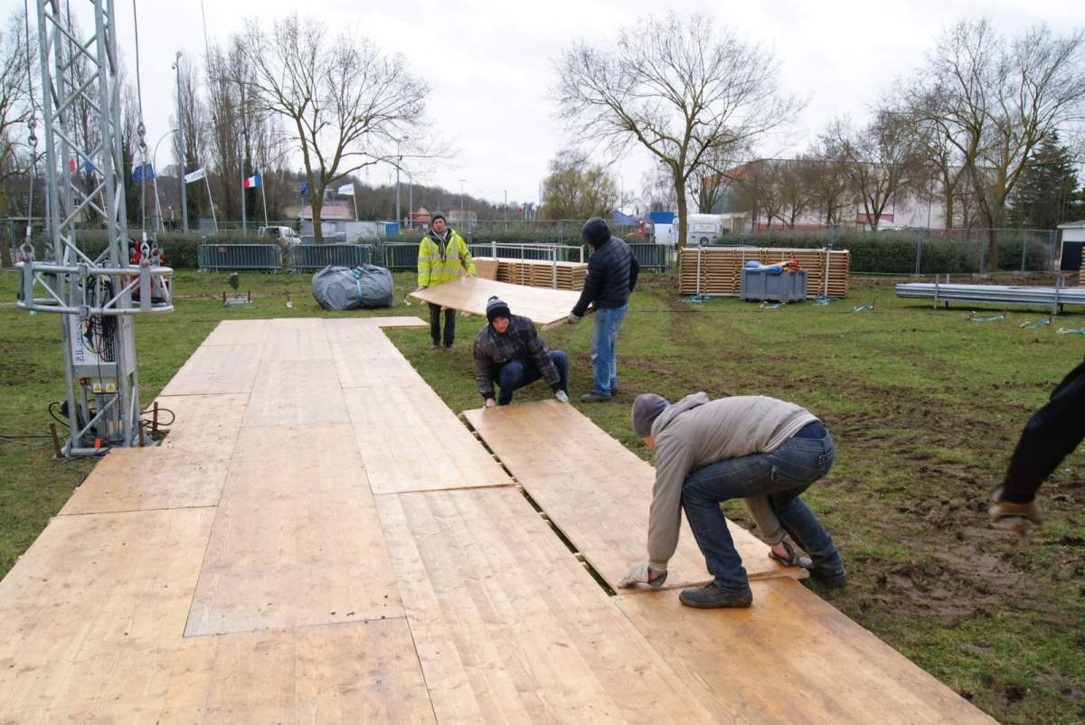 plaque de plancher à emboîter