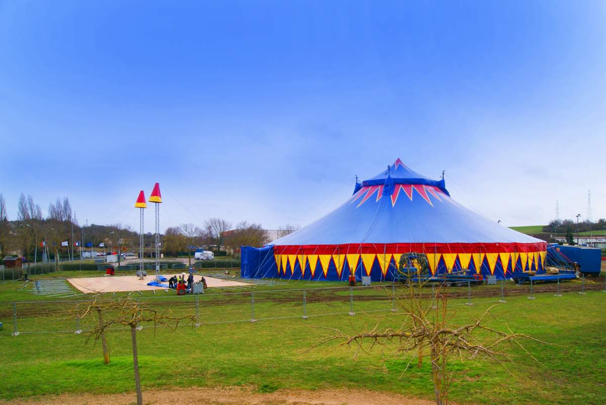 location chapiteau diamètre 48