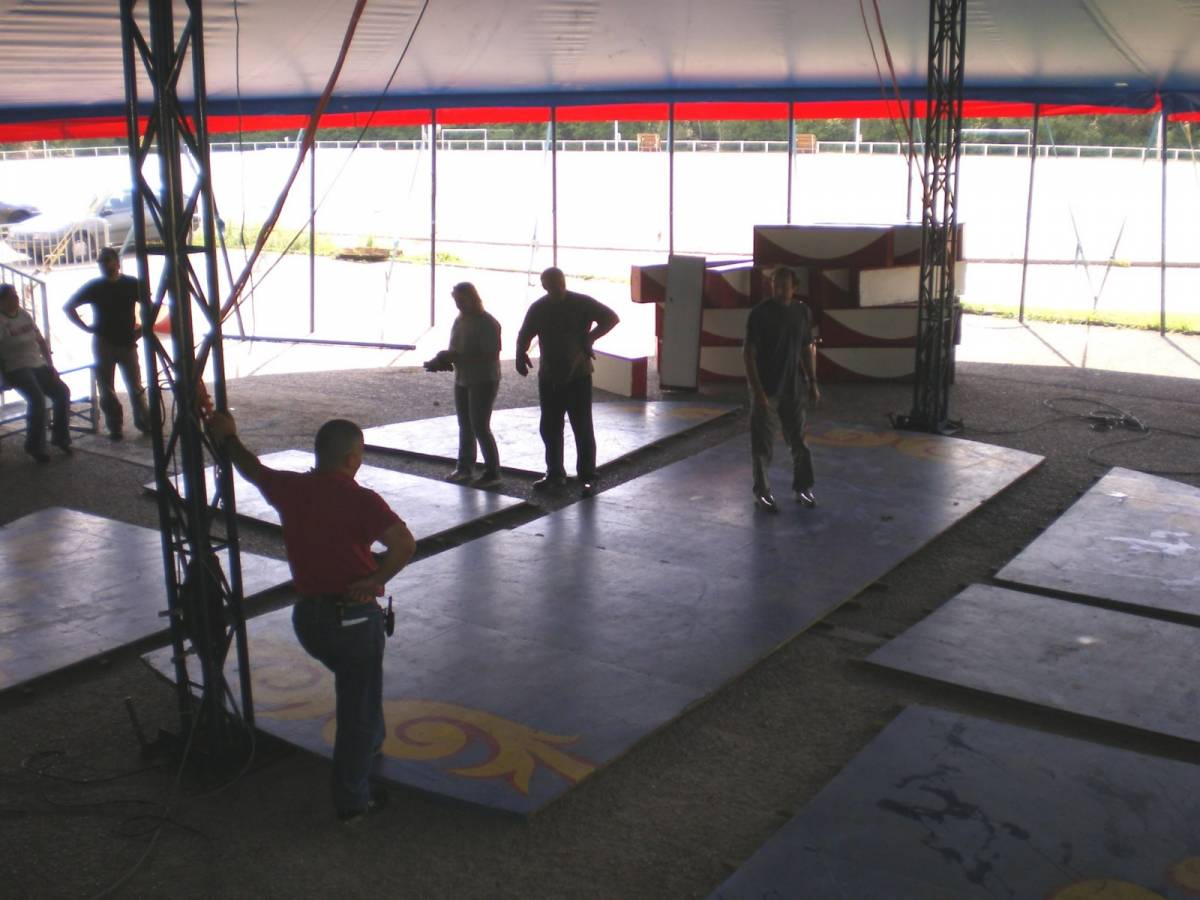 location de plancher pour chapiteau