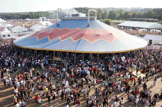 Chapiteaux Santus -  Où trouver la location d'un chapiteau de cirque ovale à Paris en Île-de-France ?