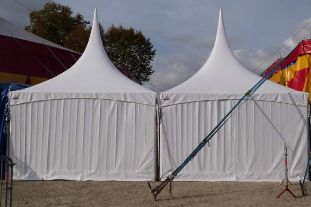 Location de chapiteaux et de gradins pour évènements à Toulouse en Haute-Garonne